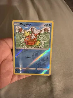 Magikarp 15/68 Hidden Fates Pokemon Card Reverse Holo Common Near Mint NM - Image 1