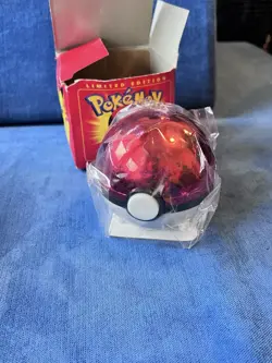 NEW Pokemon Limited Edition 23K Gold-Plated Pikachu Trading Card w/ Pokeball Toy - Image 3