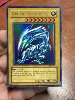 Yu-gi-Oh Blue Eyes White Dragon - SDK-001 Ultra Rare Original Card 89631139 - Image 1