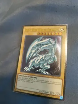 Blue Eyes White Dragon OP28-EN001 Ultimate Rare Yu-Gi-Oh OTS English - Image 1