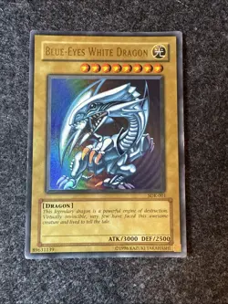 Yu-Gi-Oh Blue Eyes White Dragon Ultra Rare Unlimited Card SDK-001 - Image 1