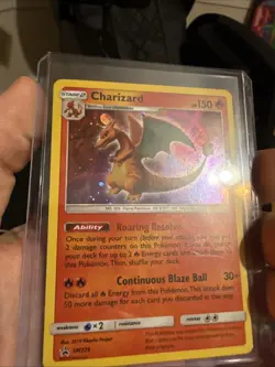 Pokemon 2019 Collector Chest Charizard HOLO Promo Card SM226 NM - Image 2