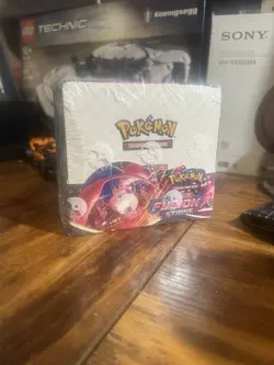 Pokemon TCG: Fusion Strike Elite Trainer Box - Image 1