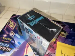 Ultra Prism Elite Trainer Box Pokemon - Image 3