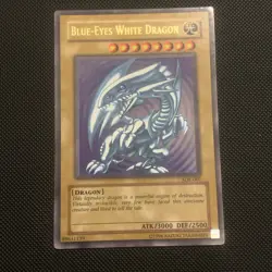 Yugioh Blue Eyes White Dragon SDK-001 Ultra (MP) - Image 1