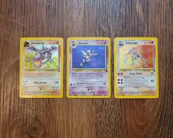 Vintage Lot of 3 Pokemon Cards Holo Rare Fossil WOTC - Image 1