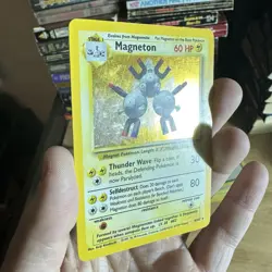 Magneton 9/102 Pokemon Base Set Holo Rare WOTC Vintage Card English MP Unlimited - Image 3