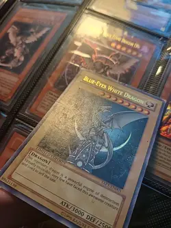 Yu-Gi-Oh! Blue-Eyes White Dragon YAP1-EN001 Ultra Rare - Image 4