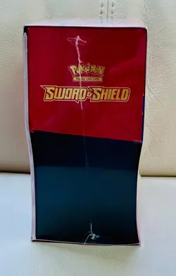 Pokemon TCG Sword & Shield Elite Trainer Box (ETB) [Zacian] - Brand New/Sealed - Image 3