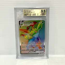 Leafeon VMAX 204/203 - Evolving Skies - Graded Pokemon Card - BGS 9.5 (PSA 10) - Image 1