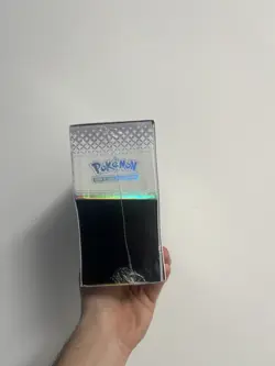 Pokemon Evoluzioni Prismatiche ETB ITA SIGILLATO Set Allenatore Fuoriclasse - Image 4