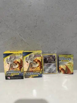 Pokemon TCG 2019 Unbroken Bonds Build & Battle Box Prerelease Kit (NO BOOSTERS) - Image 1