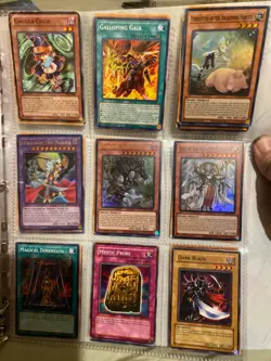 Yugioh Binder Collection-featuring blue eyes white dragon sye vintage and new - Image 4