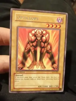 Yugioh Opticlops LOD-009 Rare 1st Ed NM - Image 1