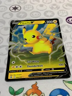 C2245 POKEMON TCG FUSION STRIKE PIKACHU V #086 NM HOLO - Image 2