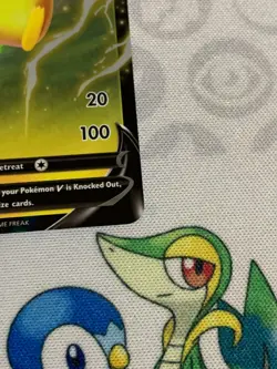 C2245 POKEMON TCG FUSION STRIKE PIKACHU V #086 NM HOLO - Image 5