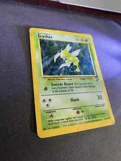 Scyther Holo Rare Base Set 2 17/130 Pokemon Card WOTC Vintage 1999 MP Played - Image 2