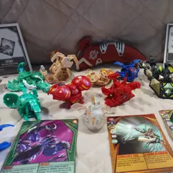 Bakugan Battle Brawlers Lot of 14 With Case,17 Cards & 13 Metallic,2 Guides NICE - Image 3