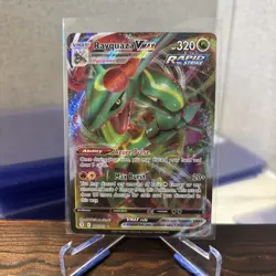 Rayquaza VMAX 111/203 - Evolving Skies - Pokemon Card - Near Mint - Image 1