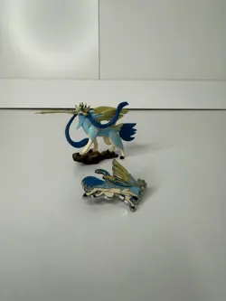 Pokemon TCG Shiny Zacian Figure and Pin Crown Zenith Collection - Image 1