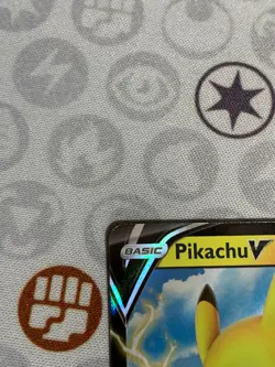 C2246 POKEMON TCG FUSION STRIKE PIKACHU V #086 NM HOLO - Image 3
