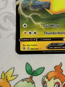 C2246 POKEMON TCG FUSION STRIKE PIKACHU V #086 NM HOLO - Image 4