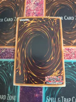 Yugioh Seal, Strategist Fur Hire DASA-EN018 Super Rare 1st Edition Near Mint - Image 3