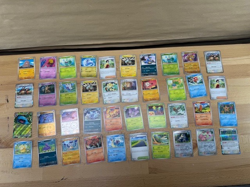 Pokemon TCG: Blooming Waters Premium Collection 125 piece Assorted Lot - Image 3