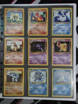 Part Complete Common Uncommon Base set Pokemon Cards 1999 WOTC Pikachu - Image 1