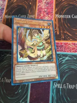 Yugioh Familiar-Possessed - Aussa Alternate Art SDCH-EN037 Ultra 1st Edition NM - Image 2
