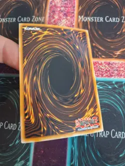 Yugioh Lady Debug SDPL-EN005 Super Rare 1st Edition Near Mint - Image 4