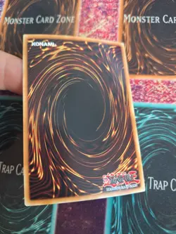 Yugioh Left-Hand Shark BROL-EN049 Ultra Rare 1st Edition Near Mint - Image 4