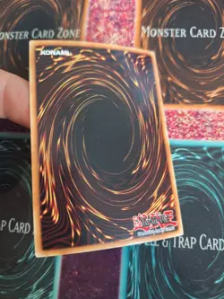 Yugioh Red Rose Dragon LDS2-EN108 Green Ultra Rare 1st Edition Near Mint - Image 4