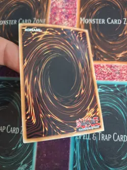 Yugioh Noble Knight's Shield-Bearer BROL-EN017 Secret Rare 1st Edition Near Mint - Image 4