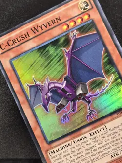 C-Crush Wyvern SDKS-EN003 Structure Deck: Seto Kaiba-1st Edition Holo (C) - Image 3