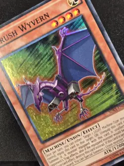 C-Crush Wyvern SDKS-EN003 Structure Deck: Seto Kaiba-1st Edition Holo (C) - Image 4
