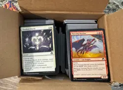 900ish Magic the Gathering card lot with FOILS/RARES. Lots Of Sets No Tokens - Image 1