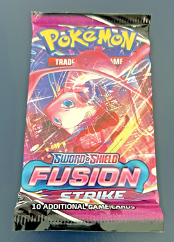 Pokemon TCG Sword & Shield FUSION Strike Booster Pack - 1 Pack - Image 1