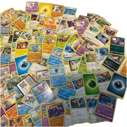 Huge 134 Count Pokemon Card Lot - Image 5