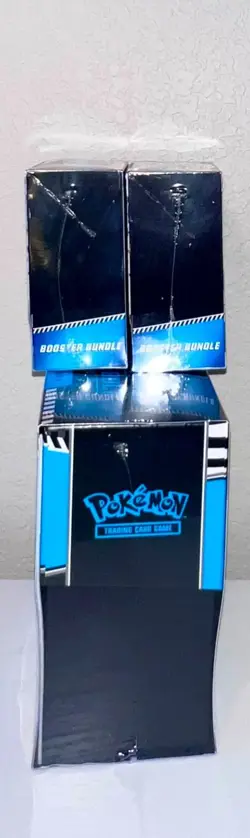 Pokemon TCG Scarlet & Violet Black Bolt Elite Trainer Box and 2x Booster Bundle - Image 2