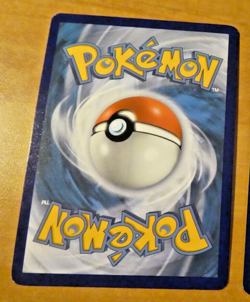 POKEMON GO FRANCAISE CARD HOLO CARTE Pikachu 027/078 PROMO FR MINT 2022 - Image 2