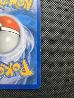 Umbreon 10/90 HGSS Undaunted Cracked Ice Holo Card NM - Image 3