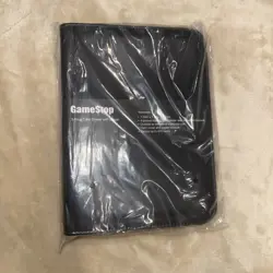GameStop 3-ring Card Binder With Zipper 400 Cards - Image 1