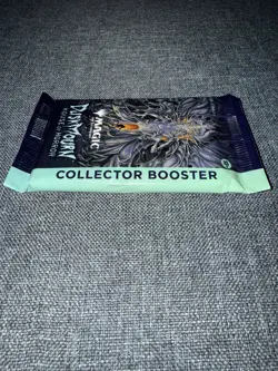 *SEALED* MTG Duskmourn: House Of Horror Collector Booster Pack - Image 3