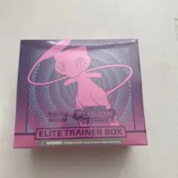 Pokemon TCG: Sword & Shield Fusion Strike ETB Elite Trainer Box Sealed - Image 1