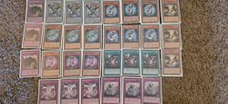 Yugioh Graydle Deck Core includes 3x Graydle dragon - Image 1