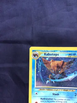Pokemon Cards: Neo Discovery Rare Holo: Kabutops 9/75 - Image 3