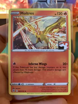 2023 Play! Pokemon Prize Pack Series 3 Moltres 21 Nonholo - NM - Image 2