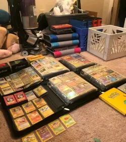 Vintage Pokemon Cards 1999 WOTC Pack! Charizard! Pikachu! Mewtwo ! 1st Edition! - Image 1