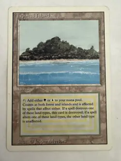 MTG: Tropical Island Revised Edition Regular Card - Image 1